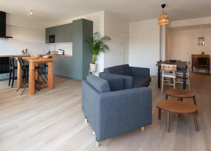 Apartment In Near The *