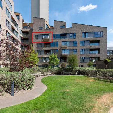 With Scenic View Apartment *